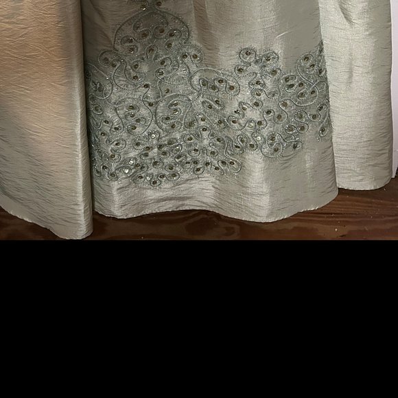 Sage Green KM Collections by Milla Bell. Prom/Cocktail/Dance/Bridesmaid Sz 12 - Picture 3 of 6